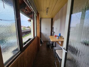überdachter Balkon