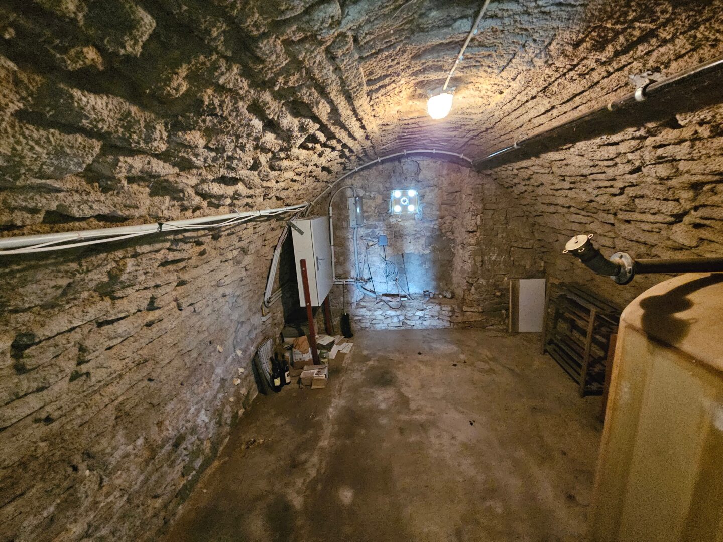 Keller